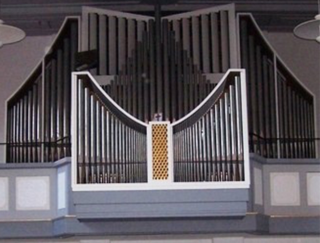 Renovierungsbedürftige Orgel der Christuskirche